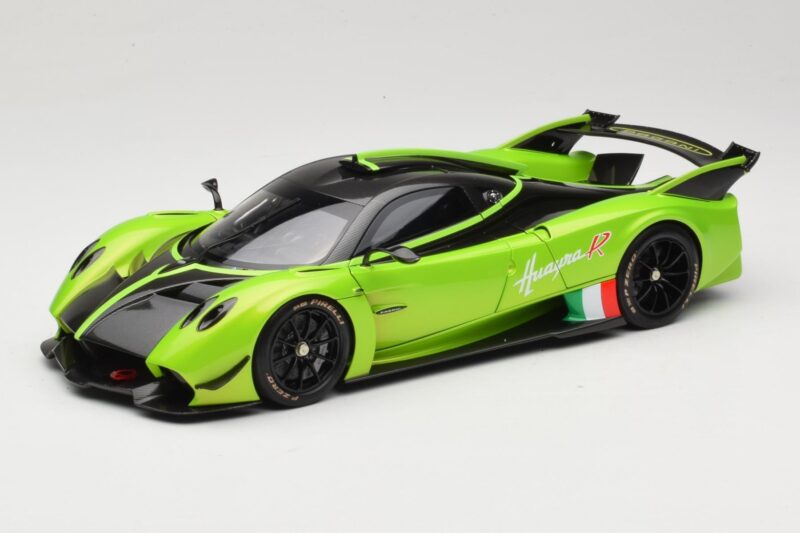 Pagani Huayra R グリーン LCD 1:18 LCD18012-GR メタル