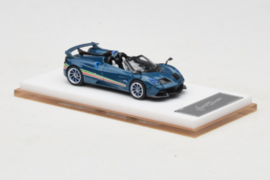 Pagani Huayra Tricolore ロードスター ブルー Henson & Heaven 1:64 PHTRB01 レジン - 画像 4/8