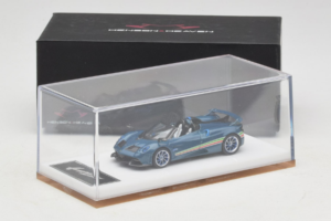 Pagani Huayra Tricolore ロードスター ブルー Henson & Heaven 1:64 PHTRB01 レジン - 画像 7/8