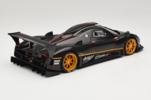 Pagani Zonda R Revolucion Carbon Fiber AUTOart 1:18 78261 メタル - 画像 3/8