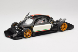 Pagani Zonda R Revolucion ホワイト AUTOart 1:18 78262 メタル - 画像 2/8