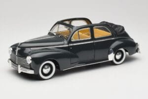 Peugeot 203 カブリオレ ブラック Solido 1:18 8156 メタル