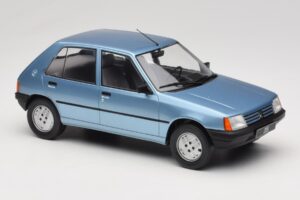 Peugeot 205 ブルー MCG 1:18 MCG18491 メタル - 画像 4/6