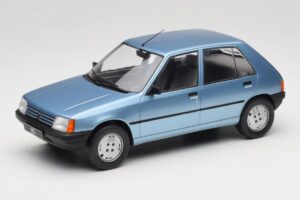 Peugeot 205 ブルー MCG 1:18 MCG18491 メタル