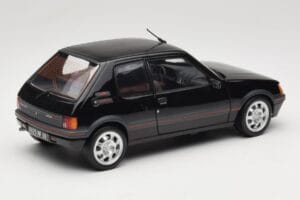 Peugeot 205 GTI 1.9 ブラック Norev 1:18 184854 メタル - 画像 3/8