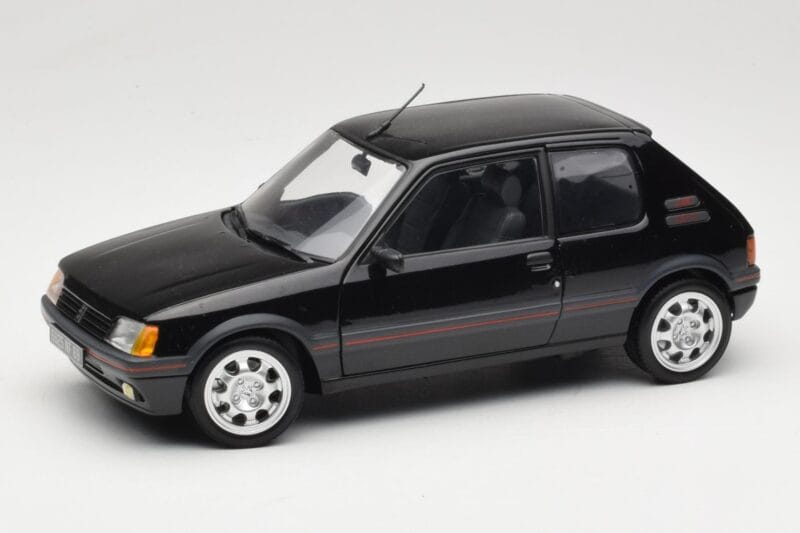 Peugeot 205 GTI 1.9 ブラック Norev 1:18 184854 メタル