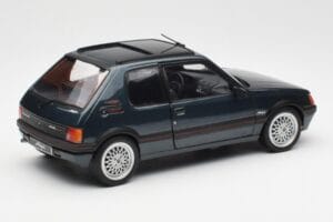 Peugeot 205 GTI 1.9 マジックソレントグリーン Norev 1:18 184859 メタル - 画像 3/8