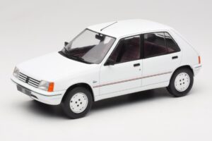 Peugeot 205 ホワイト MCG 1:18 MCG18493 メタル