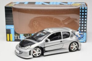Peugeot 206 MTK シルバー Solido 1:18 1817 メタル - 画像 8/8