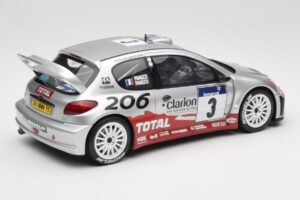 Peugeot 206 WRC #3 G. Panizzi / H. Panizzi Rally Tour de Corse 2002 Otto 1:18 OT1085 レジン - 画像 2/6