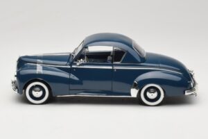 Peugeot 302 クーペ ブルー Solido 1:18 8168 メタル - 画像 4/8