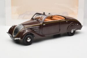 Peugeot 402 Eclipse チョコレート Norev 1:18 184873 メタル - 画像 12/12