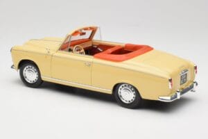 Peugeot 403 カブリオレ サンドイエロー Solido 1:18 8165 メタル - 画像 7/8