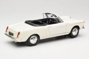 Peugeot 404 カブリオレ ホワイト Norev 1:18 184746 メタル - 画像 3/8
