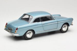Peugeot 404 Coupe ブルー Norev 1:18 184745 メタル - 画像 3/8