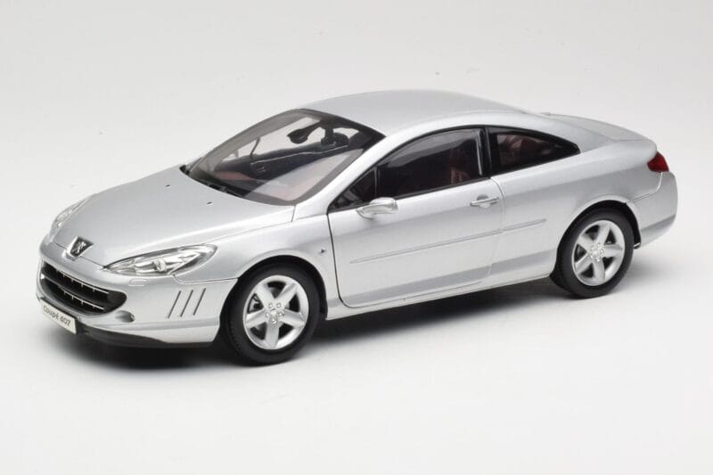 Peugeot 407 Coupe シルバー Norev 1:18 184747 メタル