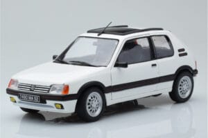 Peugeot 205 GTi 1.6 ホワイト Norev 1:18 184849 メタル