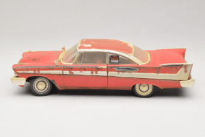 Plymouth Fury レッド Christine ダーティバージョン Auto World 1:18 AWSS119/06 メタル - 画像 4/8