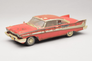 Plymouth Fury レッド Christine ダーティバージョン Auto World 1:18 AWSS119/06 メタル