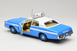 Plymouth Fury Police Pursuit New York Police Department GreenLight 1:18 19043 メタル - 画像 5/8