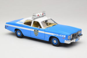 Plymouth Fury Police Pursuit New York Police Department GreenLight 1:18 19043 メタル - 画像 6/8