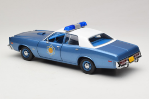 Plymouth Fury Police Pursuit Smokey and the Bandit GreenLight 1:18 19044 メタル - 画像 7/8