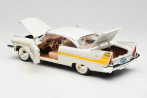 Plymouth Fury ホワイト Anson 1:18 30398 メタル - 画像 5/8