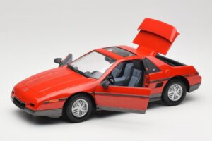 Pontiac Fiero GT レッド Road Signature 1:18 92588 メタル - 画像 2/8