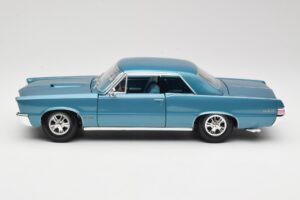 Pontiac GTO Hurst Edition ブルー Maisto 1:18 531885 メタル - 画像 4/8