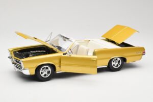 Pontiac GTO Hurst Edition ゴールド Maisto 1:18 531884 メタル - 画像 2/8