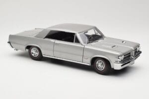 Pontiac GTO シルバー Sun Star 1:18 1821 メタル - 画像 6/8