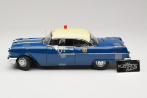 Pontiac Star Chief ポリスカー Sun Star 1:18 5046 メタル - 画像 3/6