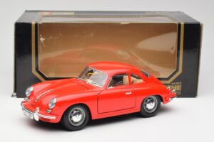 Porsche 356B レッド Bburago 1:18 3021 メタル - 画像 8/8