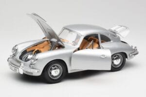 Porsche 356B シルバー & ブラウンインテリア Bburago 1:18 3021-M2 メタル - 画像 2/8