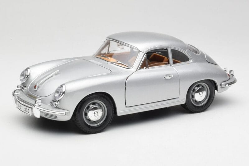 Porsche 356B シルバー & ブラウンインテリア Bburago 1:18 3021-M2 メタル