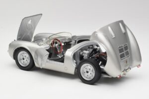 Porsche 550 A Spyder シルバー Maisto 1:18 50314 メタル - 画像 5/8