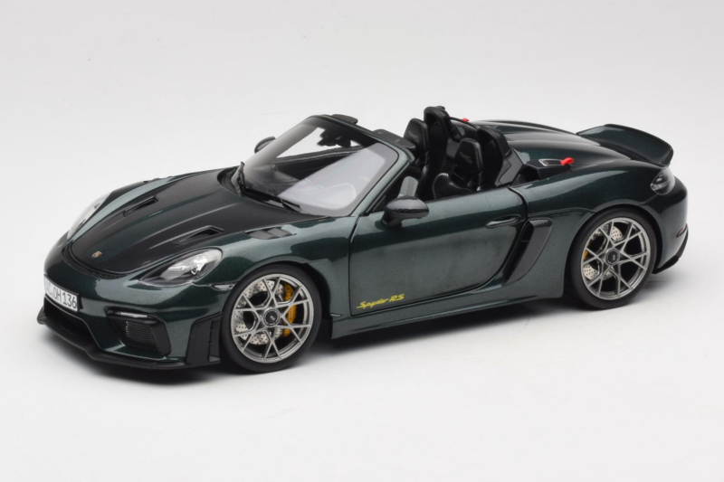 Porsche 718 Spyder RS Weissach Pack Forest Green Norev 1:18 187272 メタル