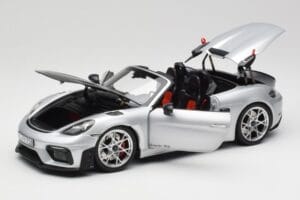 Porsche 718 Spyder RS Weissach Pack GT-Silver Metallic Norev 1:18 187270 メタル - 画像 2/8