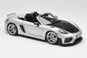 Porsche 718 Spyder RS Weissach Pack GT-Silver Metallic Norev 1:18 187270 メタル - 画像 6/8
