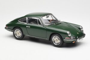 Porsche 901 グリーン CMC 1:18 M-067B メタル - 画像 4/6