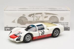 Porsche 906 K #37 V. Elford / B. Pon Porsche System 24 Hours of Le Mans 1967 Minichamps 1:18 100676137 メタル - 画像 8/8