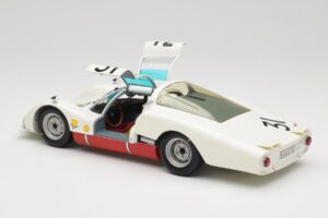 Porsche 906 LH #31 H. Herrmann / H. Linge Porsche System Engineering 24 Hours of Le Mans 1966 Minichamps 1:18 100666131 メタル - 画像 5/8