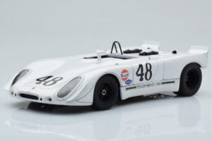 Porsche 908/02 #48 S. McQueen / P. Revson 12 Hours of Sebring 2nd Place Post Race Version 1970 AUTOart 1:18 87072 メタル