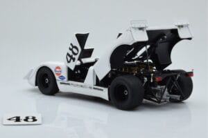Porsche 908/02 #48 S. McQueen / P. Revson 12 Hours of Sebring 2nd Place Post Race Version 1970 AUTOart 1:18 87072 メタル - 画像 5/8