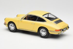 Porsche 911 901 シャンパンイエロー Kyosho 1:18 08969Y メタル - 画像 7/8