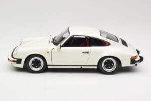 Porsche 911 930 Carrera 3.2 Grand Prix White Minichamps 1:18 100063024 メタル - 画像 4/8
