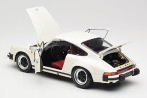 Porsche 911 930 Carrera 3.2 Grand Prix White Minichamps 1:18 100063024 メタル - 画像 5/8