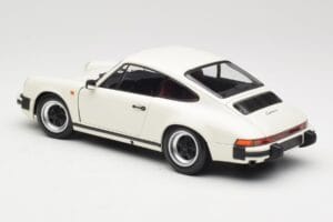 Porsche 911 930 Carrera 3.2 Grand Prix White Minichamps 1:18 100063024 メタル - 画像 7/8
