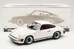 Porsche 911 930 Carrera 3.2 Grand Prix White Minichamps 1:18 100063024 メタル - 画像 8/8