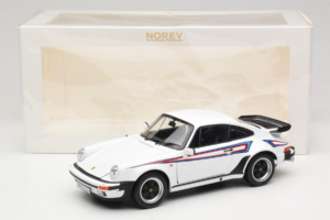 Porsche 911 930 Turbo 3.3 ホワイト Norev 1:18 187668 メタル - 画像 8/8